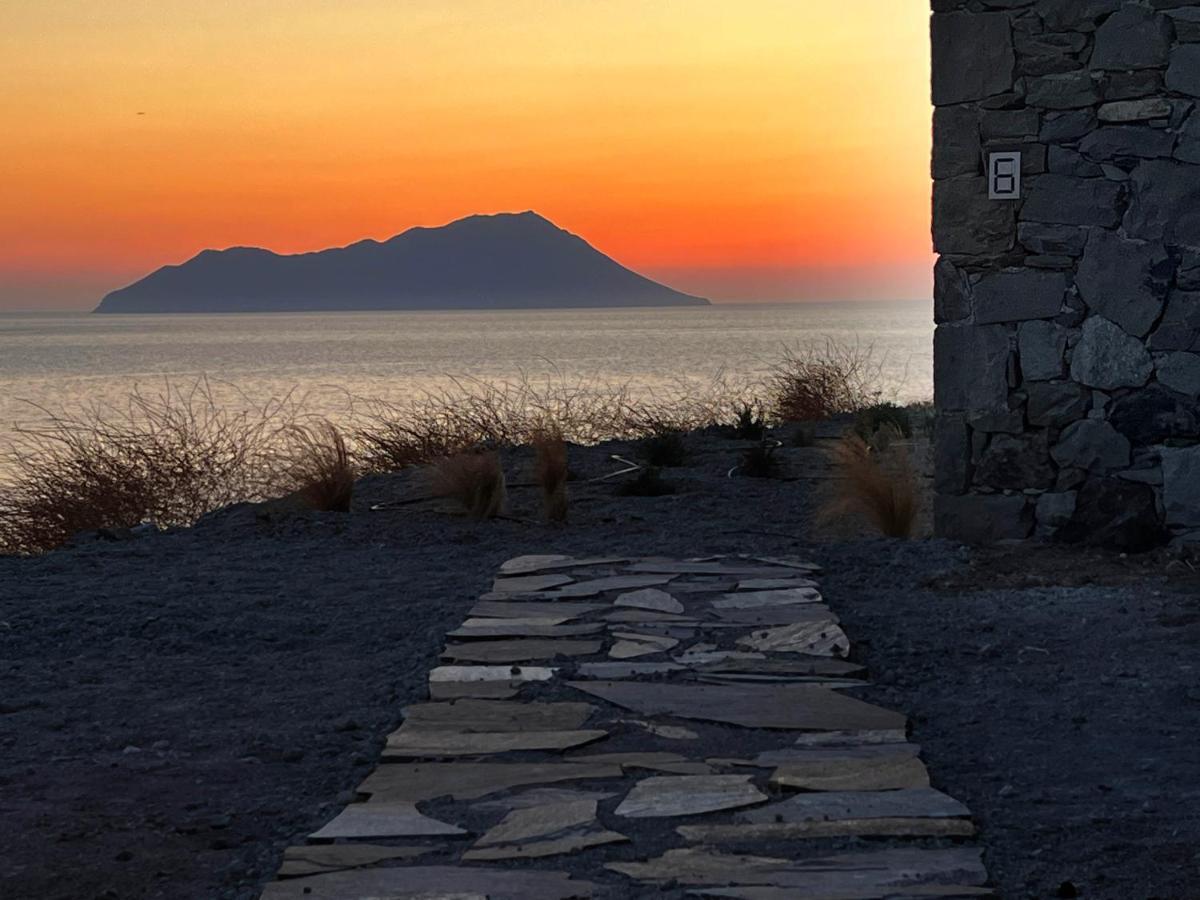 Echoes Milos Plaka  Exteriör bild